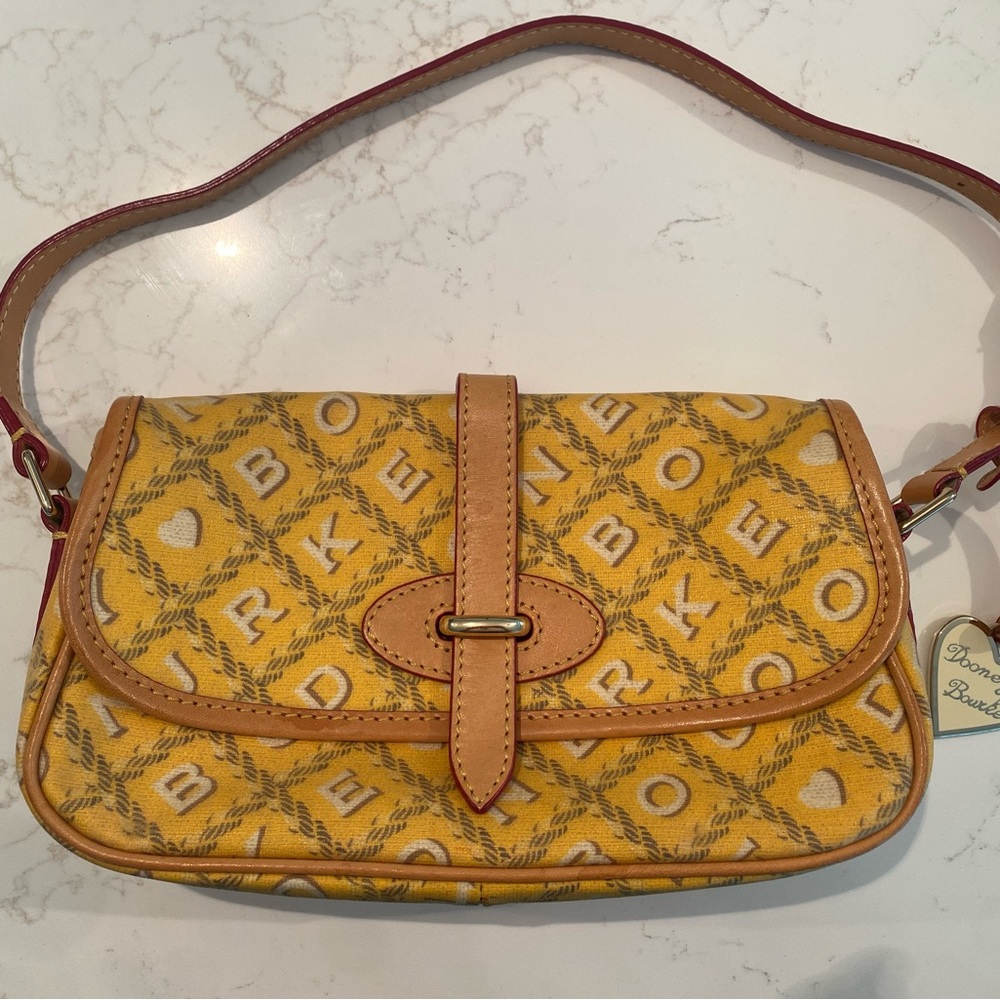 Vintage Y2K Dooney and Bourke Handbag
